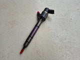 HYUNDAI i30 GD 12-16 1.6L USED D4FB DIESEL FUEL INJECTOR 338002A900