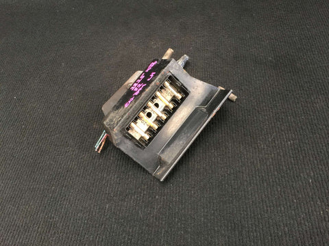 JAGUAR XJ6 III 80-86 4.2L ENGINE BAY FUSE BOX