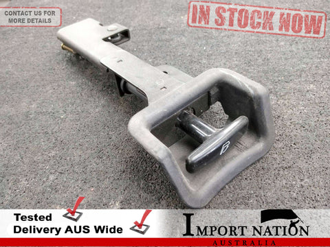 NISSAN SKYLINE V35 COUPE REAR SEAT PULL DOWN RELEASE MECHANISM