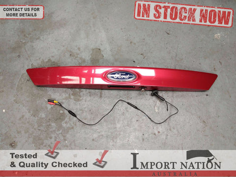 FORD FOCUS LW HATCH REAR GARNISH PANEL BOOT HANDLE - RED 11-15