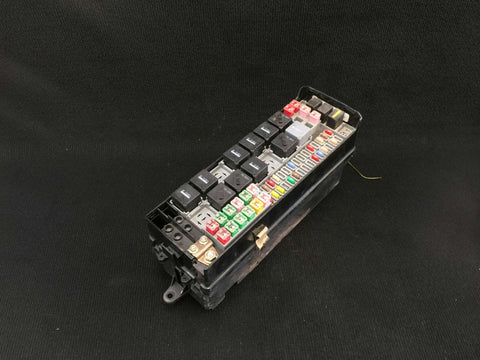 RANGE ROVER SPORT L320 05-09 ENGINE BAY FUSE BOX 2.7L DIESEL