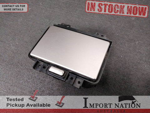 NISSAN SKYLINE V35 COUPE - CENTRE CONSOLE CUP HOLDER