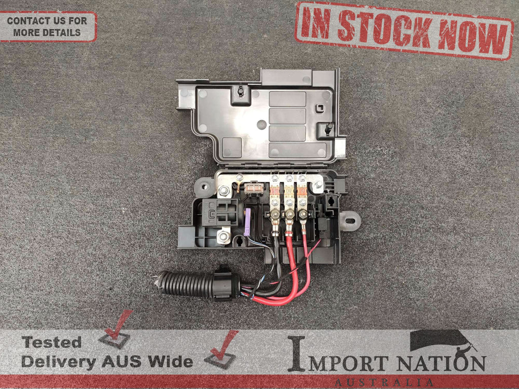 VOLKSWAGEN GOLF MK5 R32 05-09 BATTERY TERMINAL BOX 8P0937548A